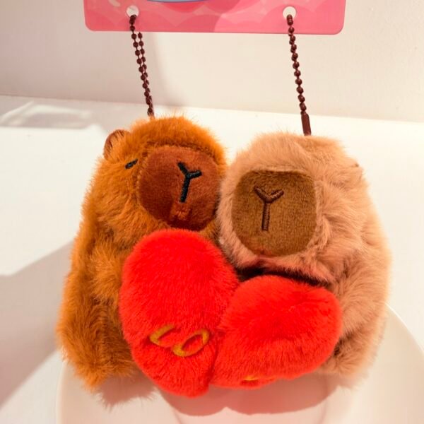 Llavero capybara pareja love