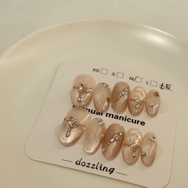 Uñas postizas