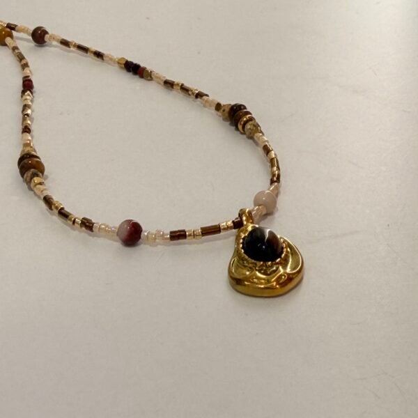 Collar