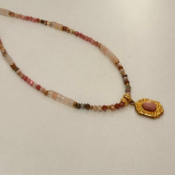 Collar