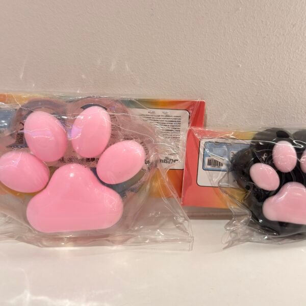 Squishy cat's paw trsnsparente