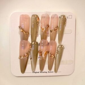 Uñas postizas