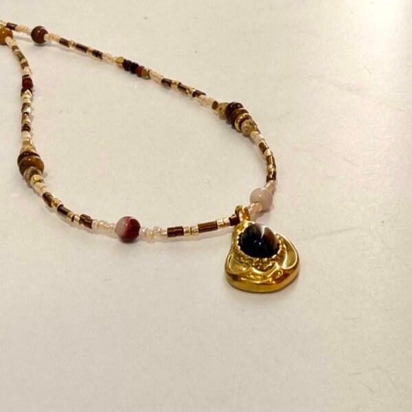 Collar