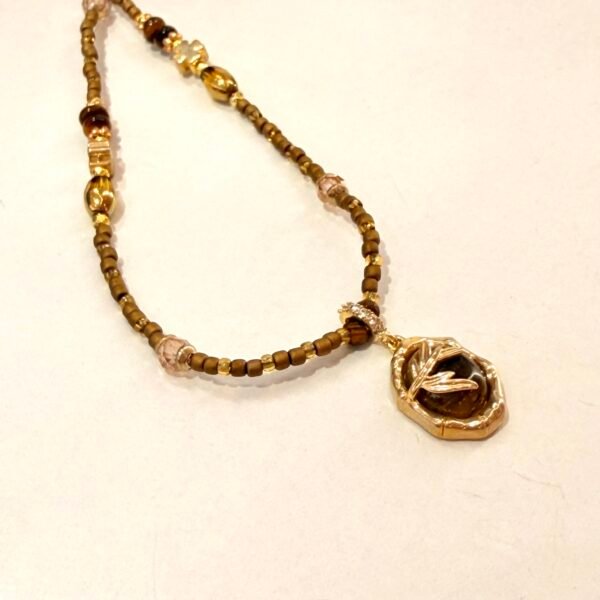 Collar