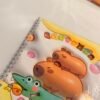 Libreta de capybara con líneas
